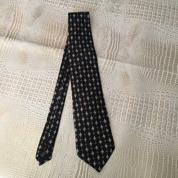 Gianni Vasari Other - GIANNI VASARI 100% SILK MADE IN ITALY